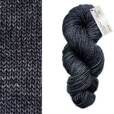 GAZZAL Worm (3847) 100%  шерсть мериноса супервош 150 г / 120 м